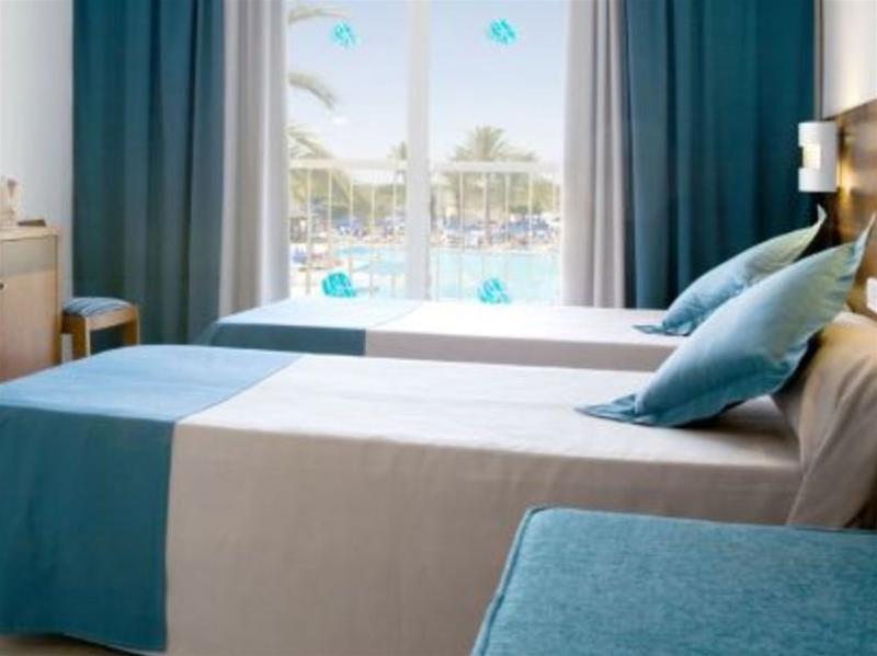 Globales Aparthotel Bouganvilla Sa Coma  Luaran gambar
