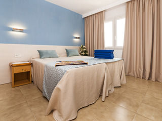 Globales Aparthotel Bouganvilla Sa Coma  Luaran gambar